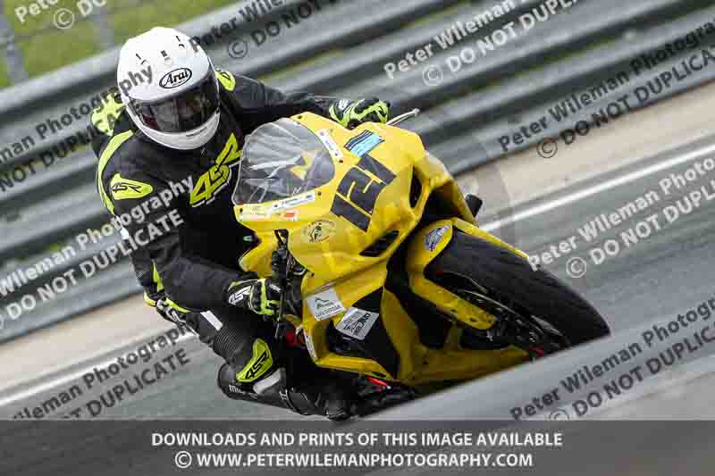 cadwell no limits trackday;cadwell park;cadwell park photographs;cadwell trackday photographs;enduro digital images;event digital images;eventdigitalimages;navarra;no limits trackdays;peter wileman photography;racing digital images;trackday digital images;trackday photos